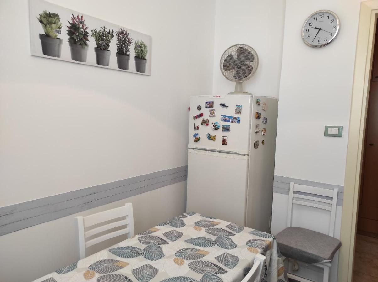 La Colonna Holiday House Apartment Lecce Luaran gambar