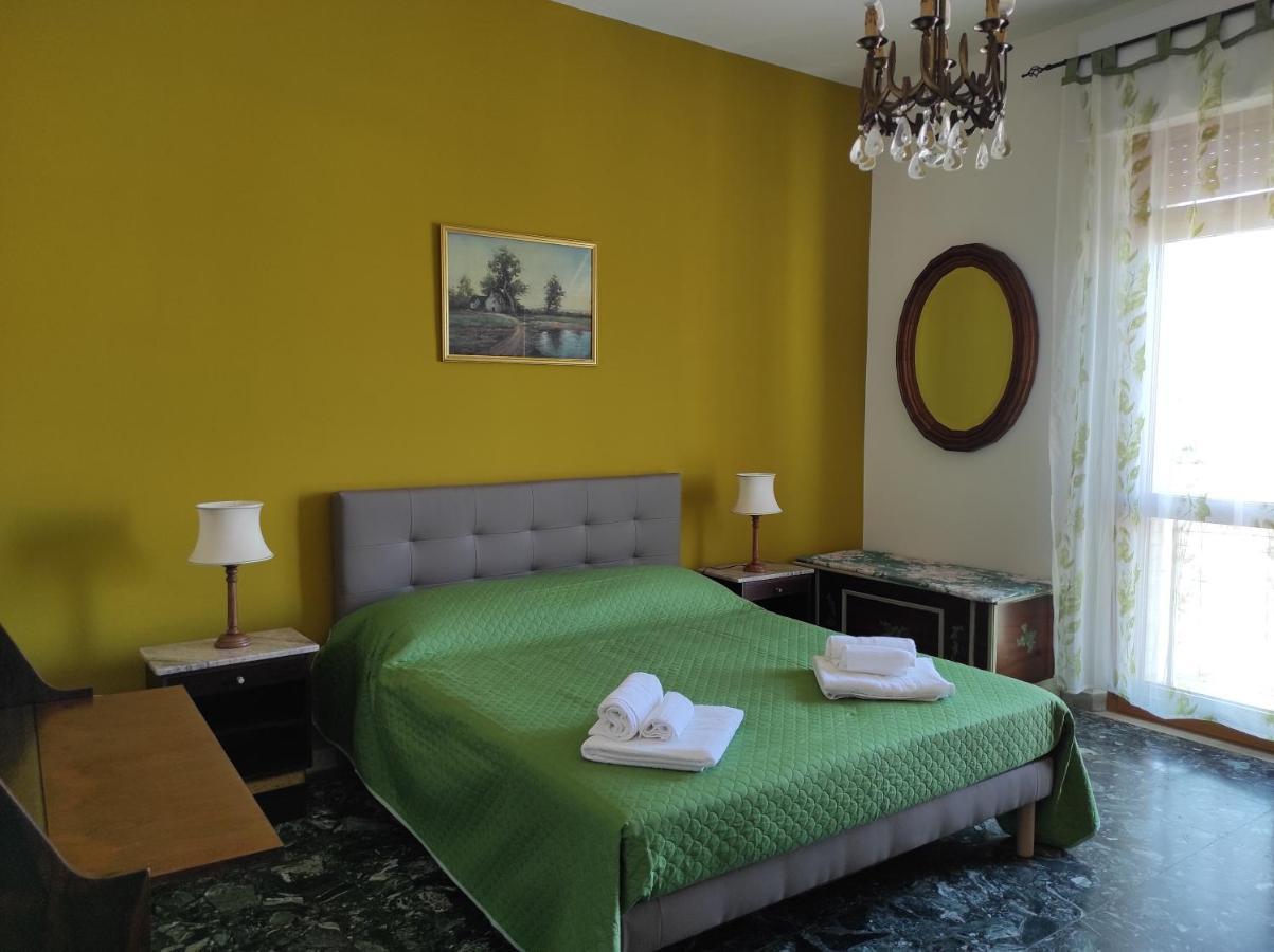 La Colonna Holiday House Apartment Lecce Luaran gambar